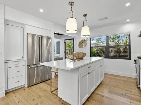 617 Madison Court Sarasota FL 34236