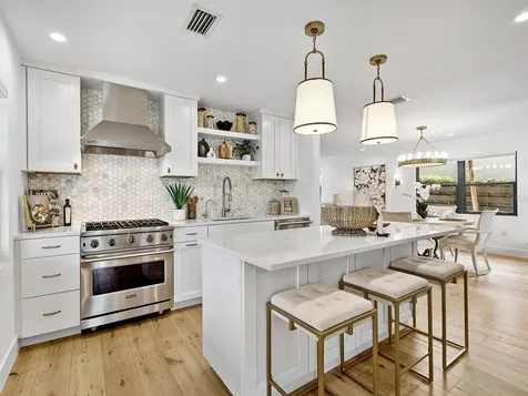 617 Madison Court Sarasota FL 34236