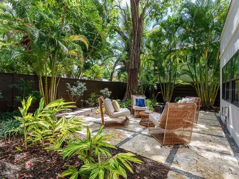 617 Madison Court Sarasota FL 34236