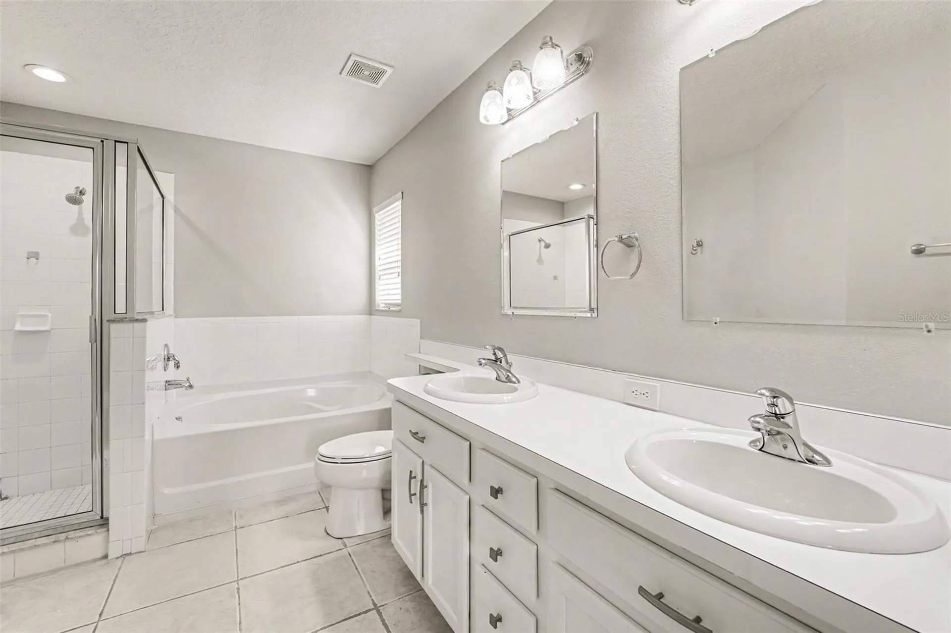 7533 Merchantville Circle Zephyrhills FL 33540