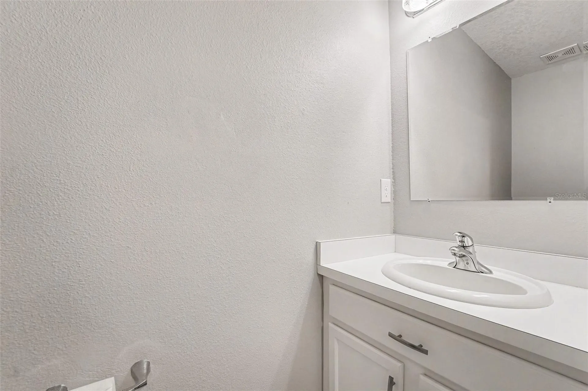 7533 Merchantville Circle Zephyrhills FL 33540