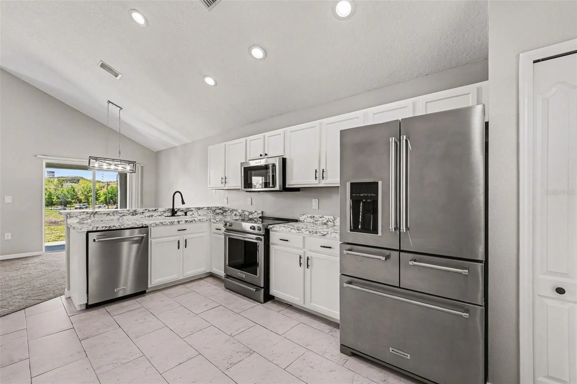 7533 Merchantville Circle Zephyrhills FL 33540