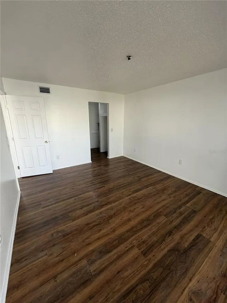 2625 State Road 590 Clearwater FL 33759