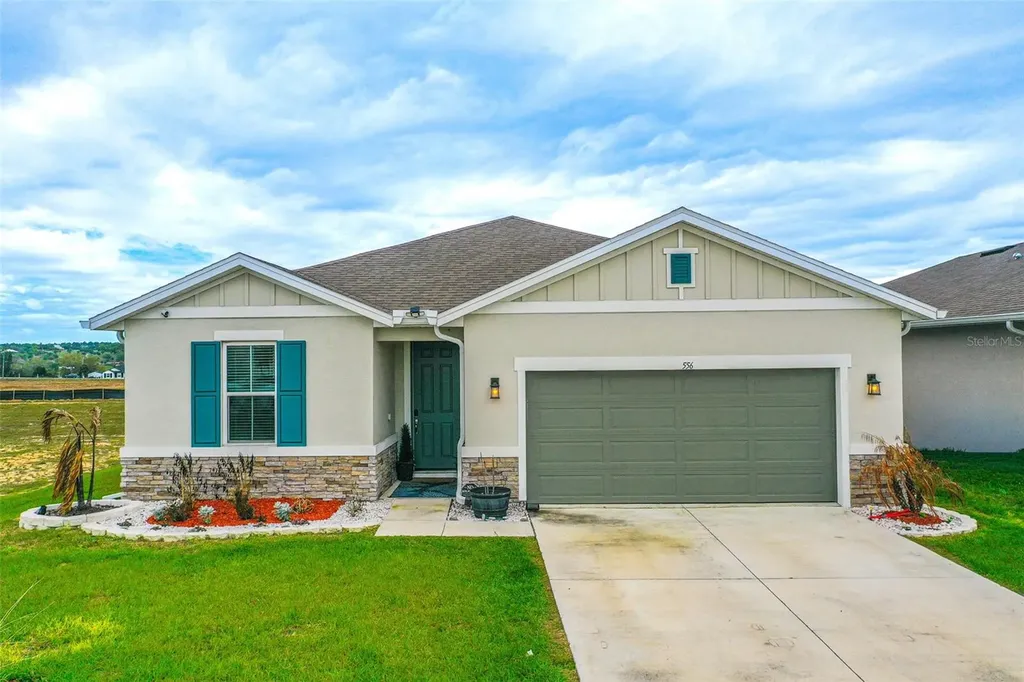 556 Hennepin Loop Lake Wales FL 33898