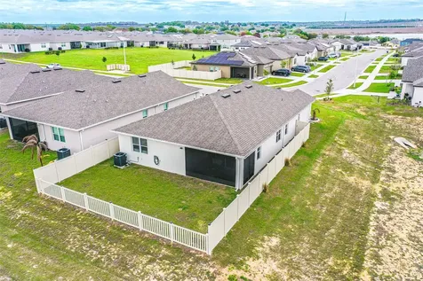 556 Hennepin Loop Lake Wales FL 33898