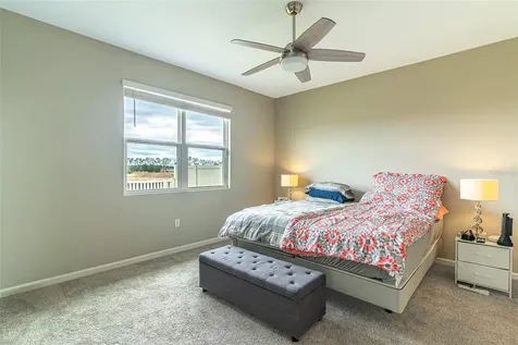 556 Hennepin Loop Lake Wales FL 33898