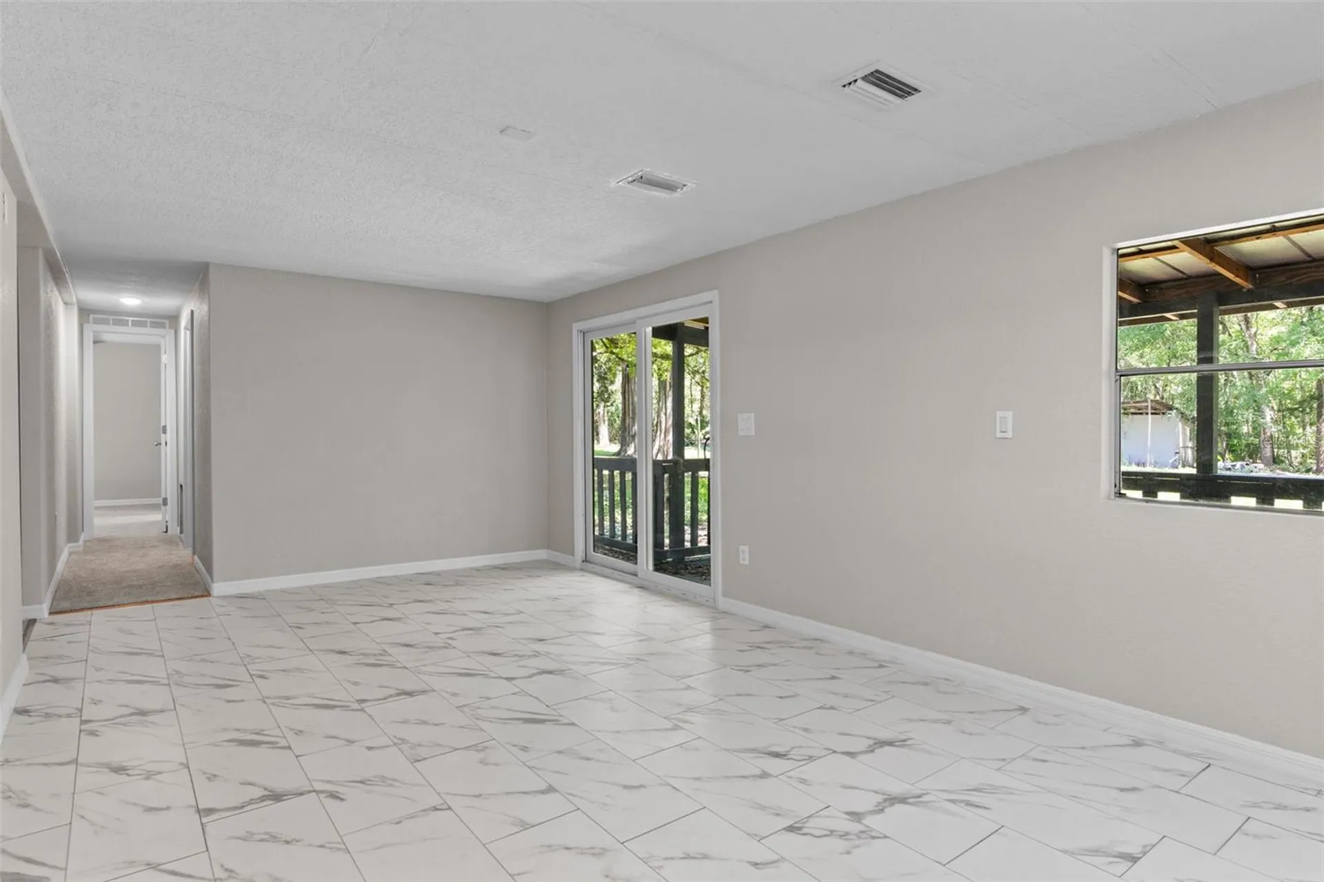 3547 Cr 405 Lake Panasoffkee FL 33538