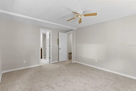 3547 Cr 405 Lake Panasoffkee FL 33538