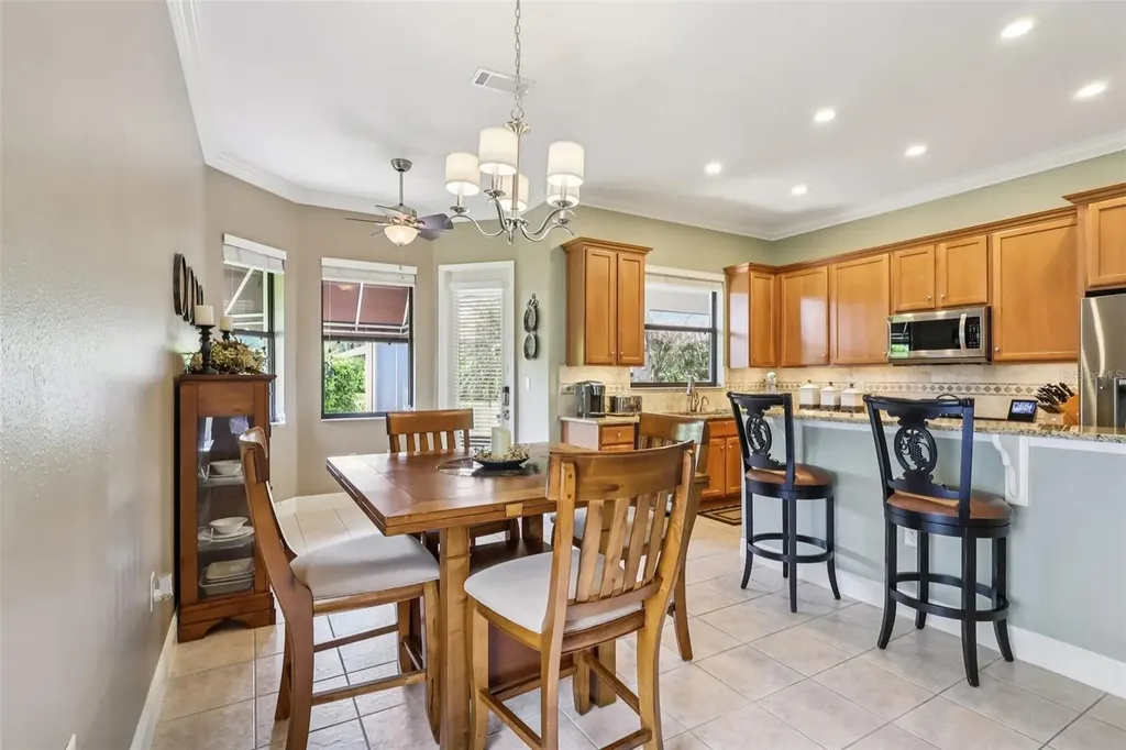235 Indian Wells Avenue Kissimmee FL 34759
