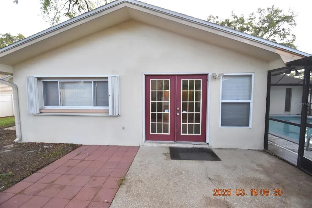 2562 Redwood Way Clearwater FL 33761