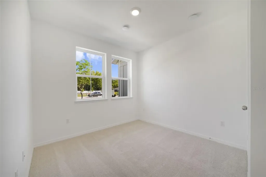 688 Lola Lane Oviedo FL 32765