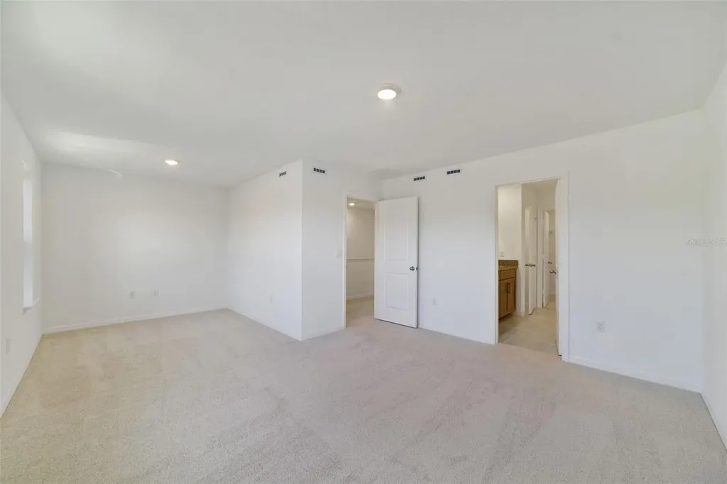 688 Lola Lane Oviedo FL 32765