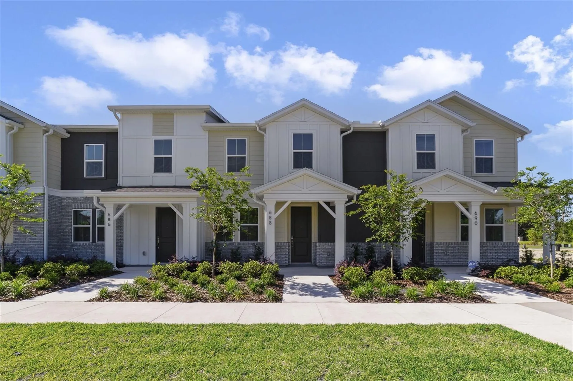 688 Lola Lane Oviedo FL 32765