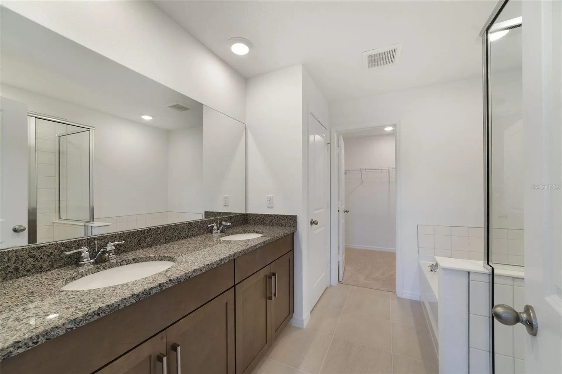 688 Lola Lane Oviedo FL 32765