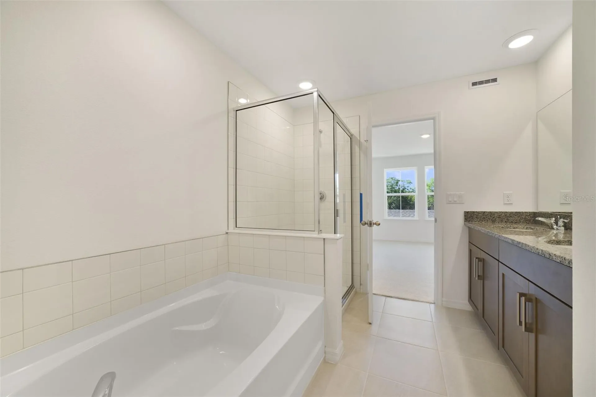 688 Lola Lane Oviedo FL 32765