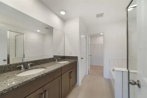 688 Lola Lane Oviedo FL 32765