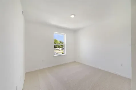 688 Lola Lane Oviedo FL 32765