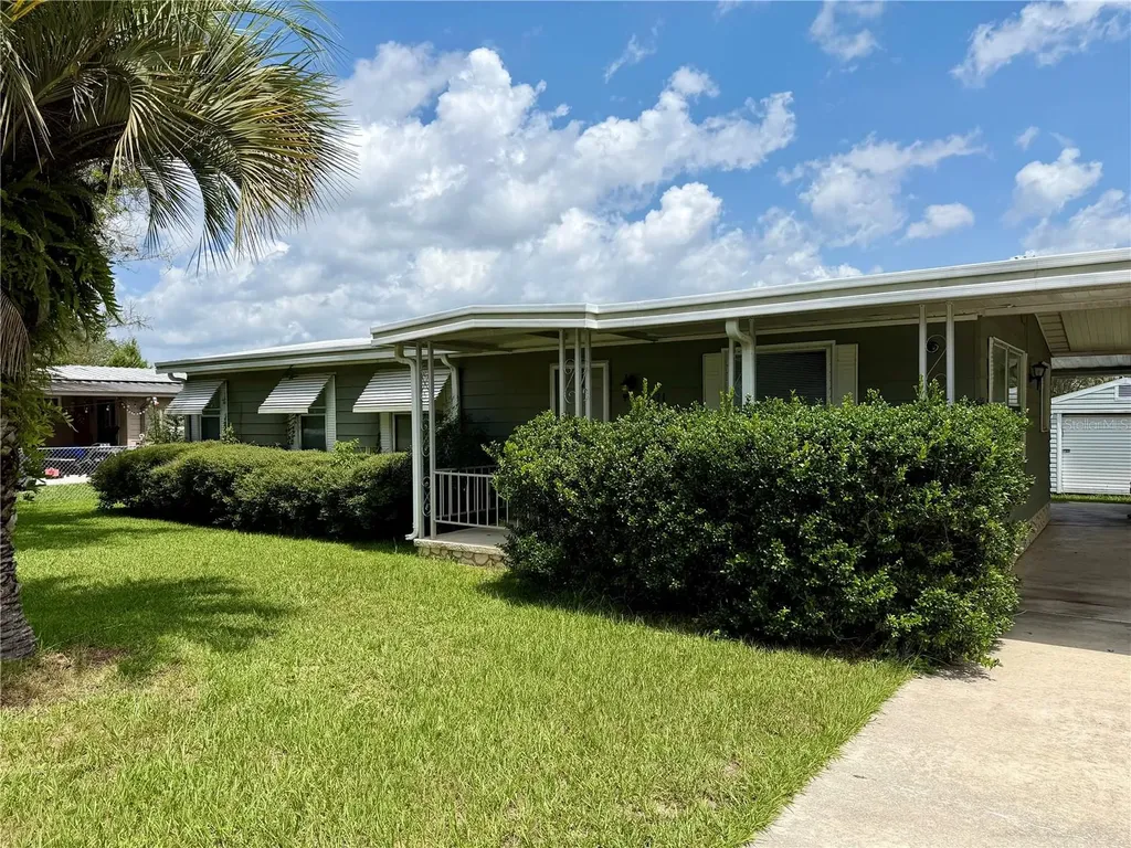 6571 NE 1st Place Ocala FL 34470