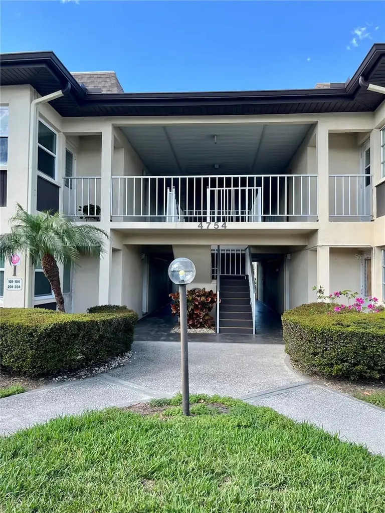 4754 Marine Parkway New Port Richey FL 34652