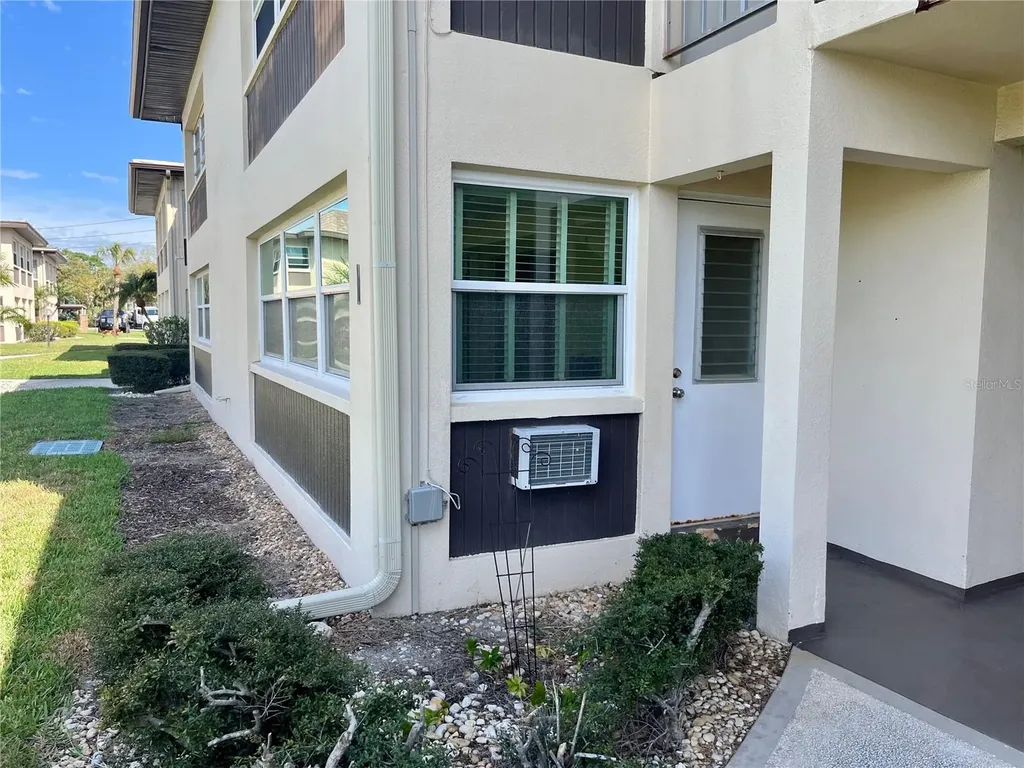 4754 Marine Parkway New Port Richey FL 34652