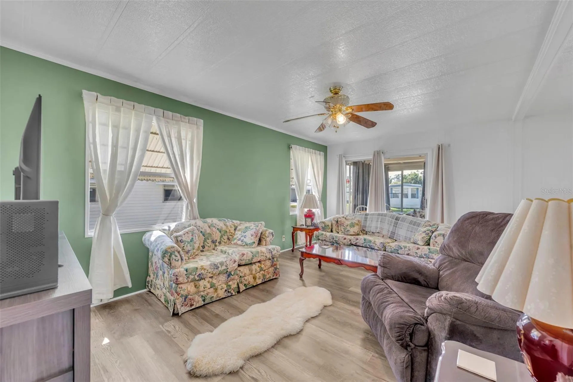 180 Paradise N Leesburg FL 34788