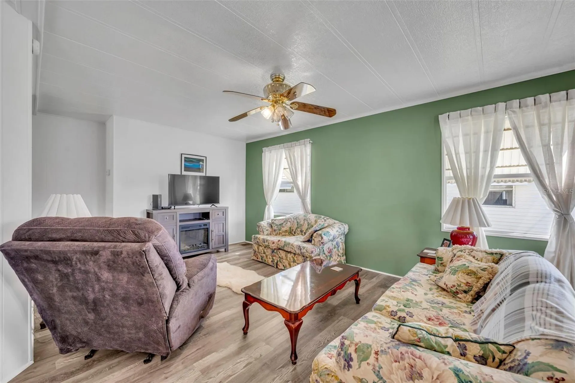180 Paradise N Leesburg FL 34788