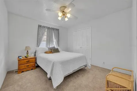180 Paradise N Leesburg FL 34788