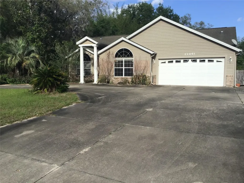 12451 SE 115th Avenue Belleview FL 34420