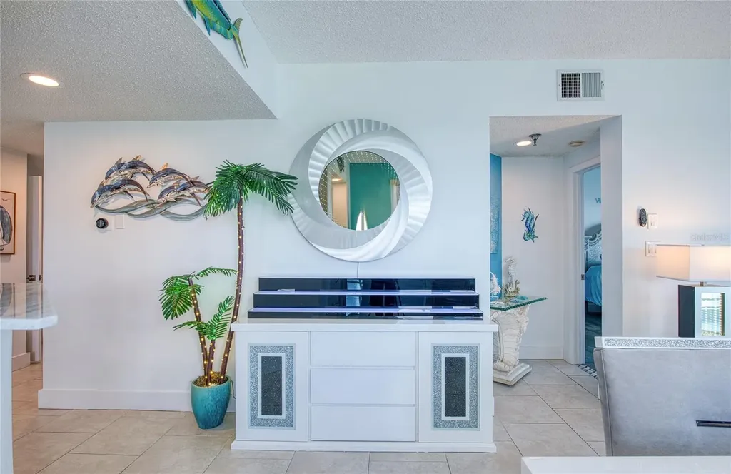 7979 Sailboat Key Boulevard S South Pasadena FL 33707