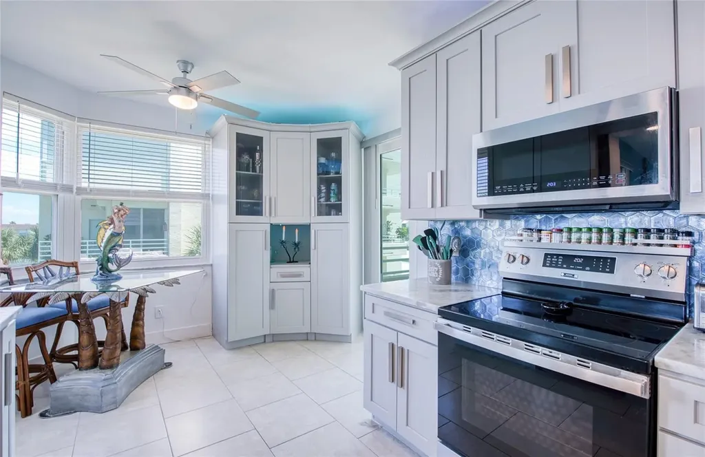 7979 Sailboat Key Boulevard S South Pasadena FL 33707
