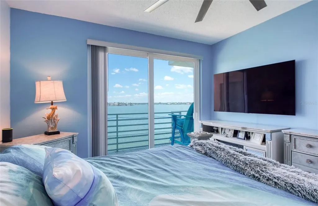 7979 Sailboat Key Boulevard S South Pasadena FL 33707