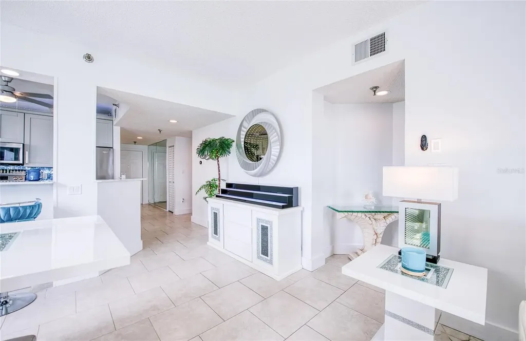 7979 Sailboat Key Boulevard S South Pasadena FL 33707