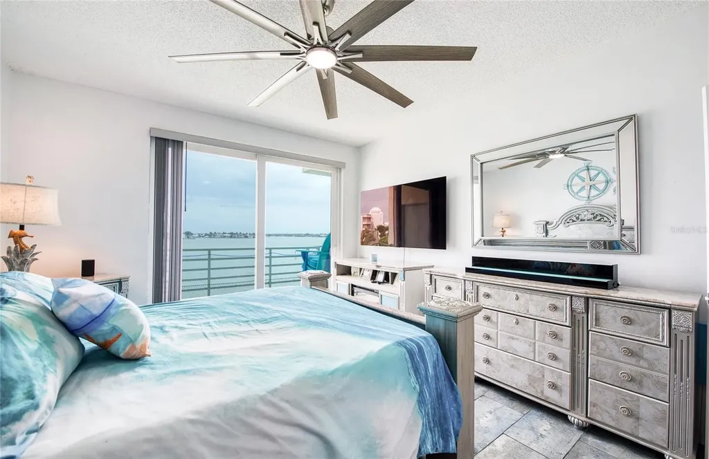 7979 Sailboat Key Boulevard S South Pasadena FL 33707