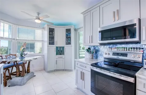 7979 Sailboat Key Boulevard S South Pasadena FL 33707