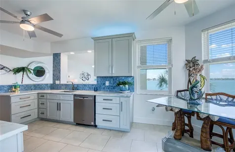 7979 Sailboat Key Boulevard S South Pasadena FL 33707