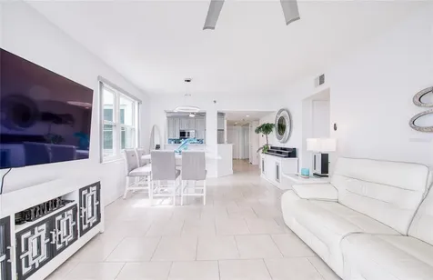 7979 Sailboat Key Boulevard S South Pasadena FL 33707