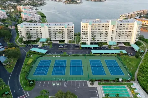 7979 Sailboat Key Boulevard S South Pasadena FL 33707