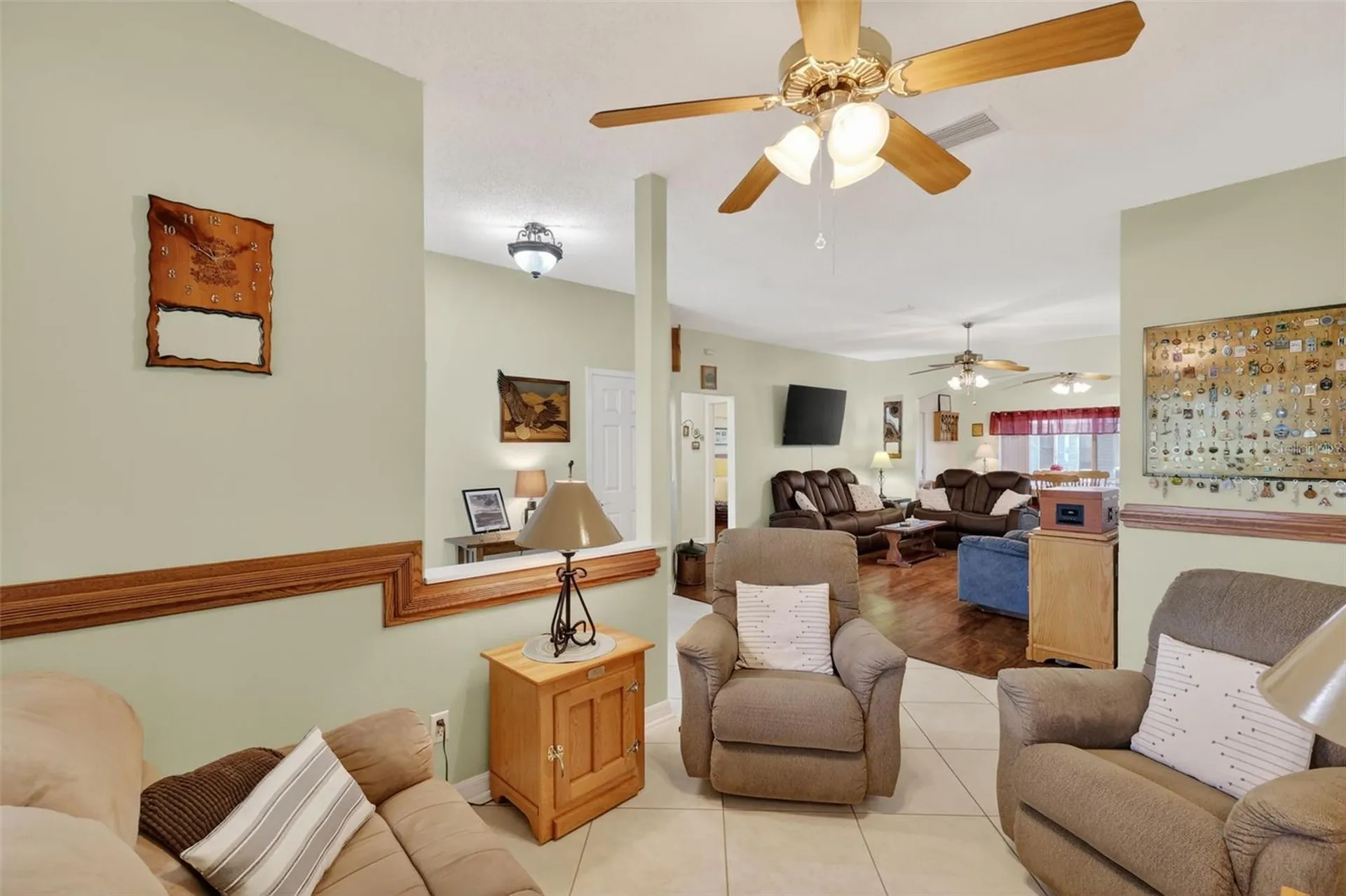 21811 King Henry Avenue Leesburg FL 34748