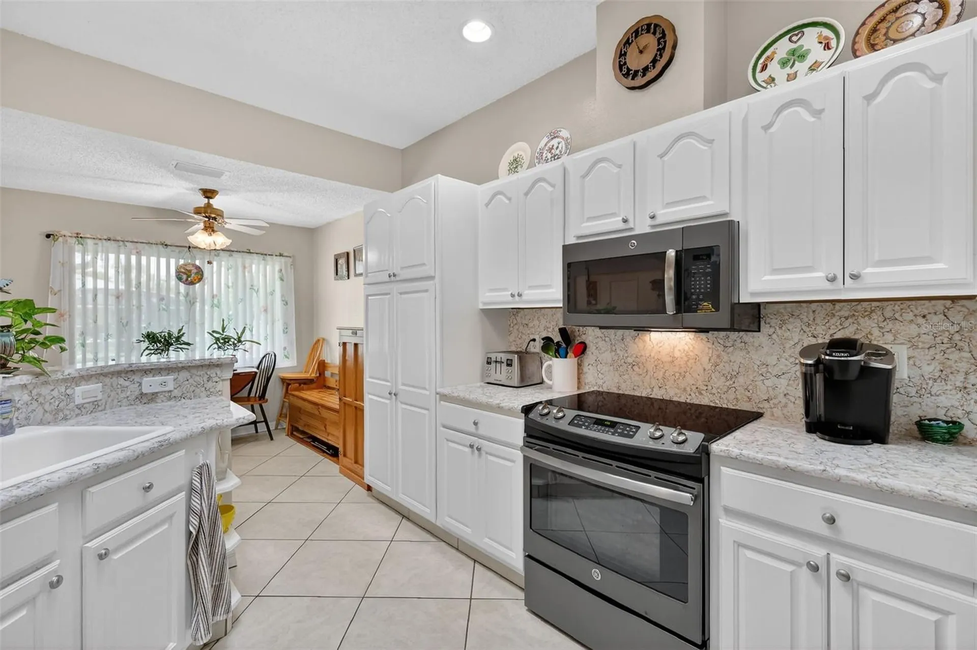21811 King Henry Avenue Leesburg FL 34748