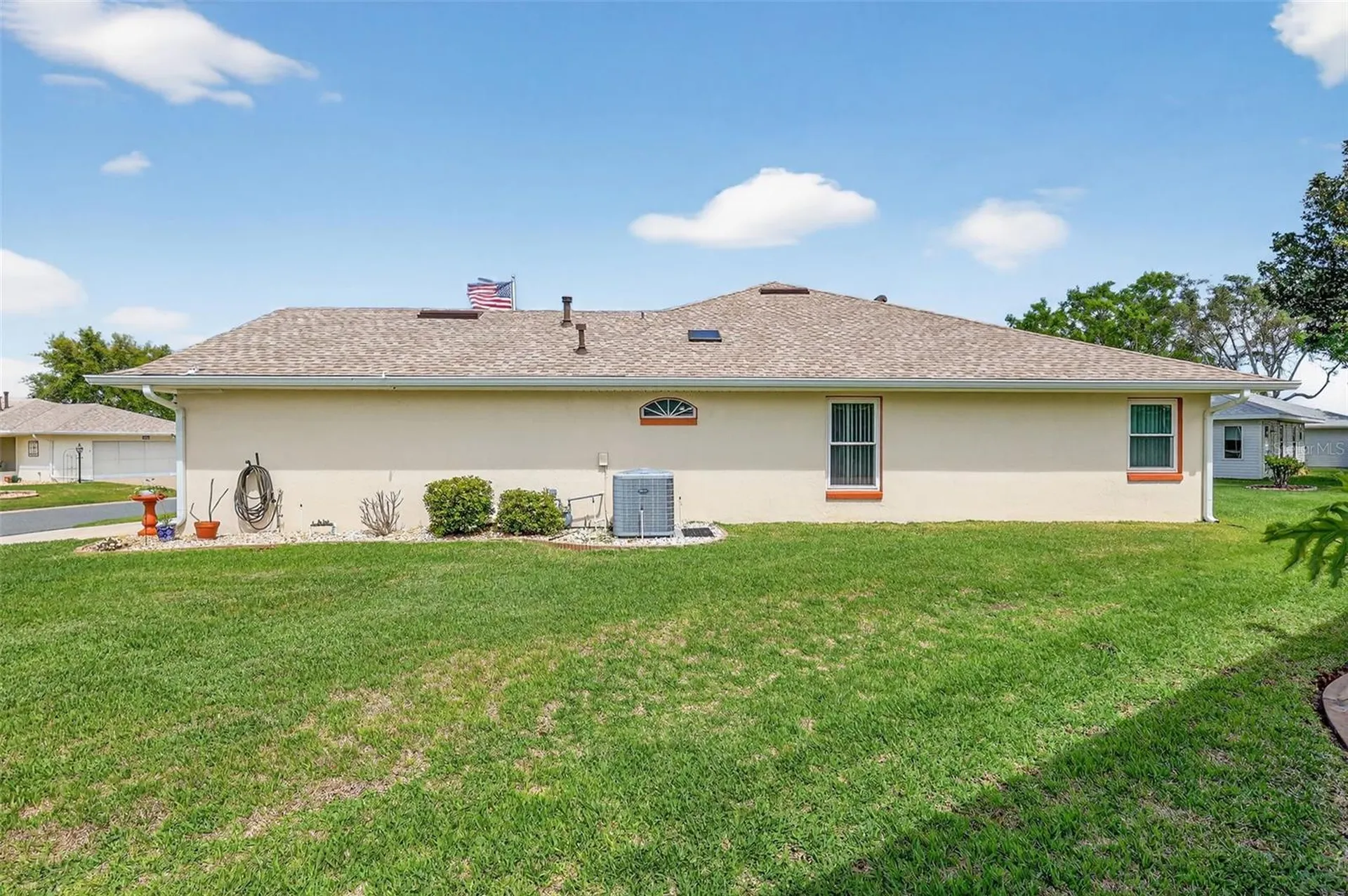 21811 King Henry Avenue Leesburg FL 34748