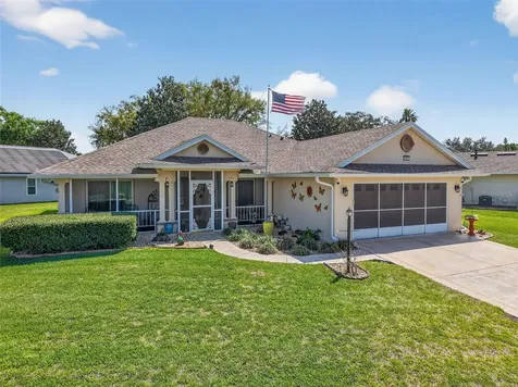21811 King Henry Avenue Leesburg FL 34748