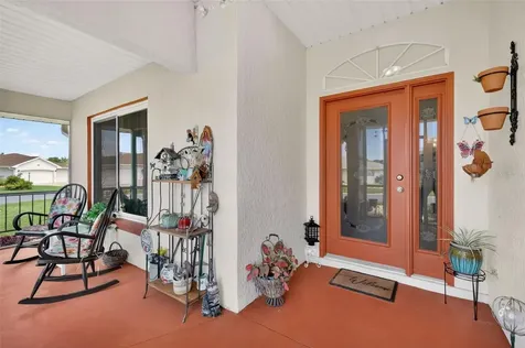 21811 King Henry Avenue Leesburg FL 34748