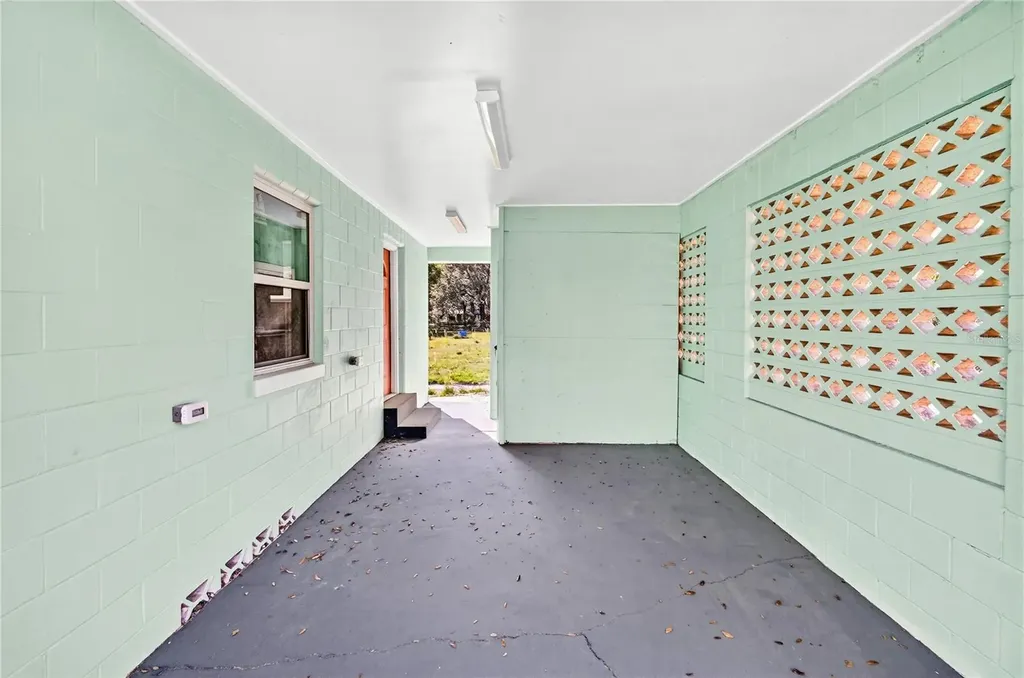 2220 NW 1st Avenue Ocala FL 34475