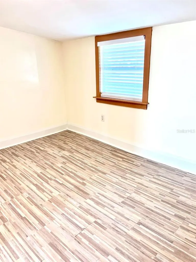 343 Weaver Avenue Lake Wales FL 33853