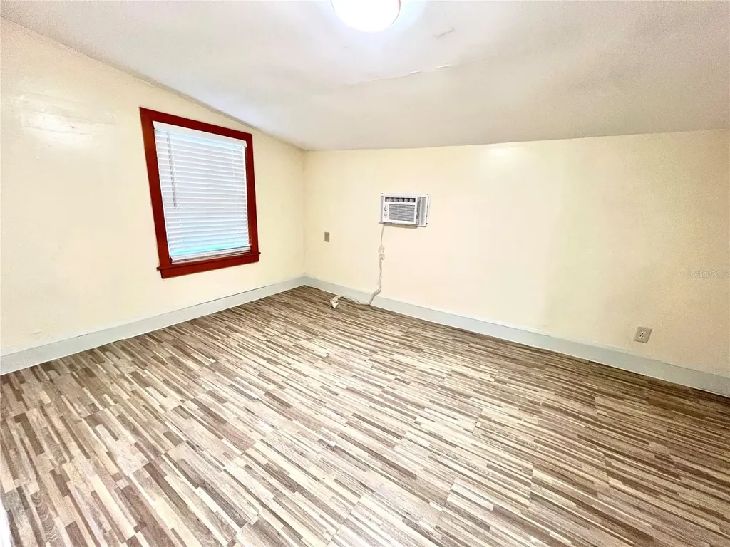 343 Weaver Avenue Lake Wales FL 33853