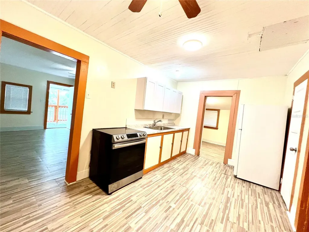 343 Weaver Avenue Lake Wales FL 33853