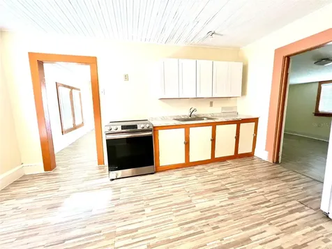 343 Weaver Avenue Lake Wales FL 33853