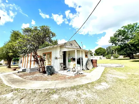 343 Weaver Avenue Lake Wales FL 33853