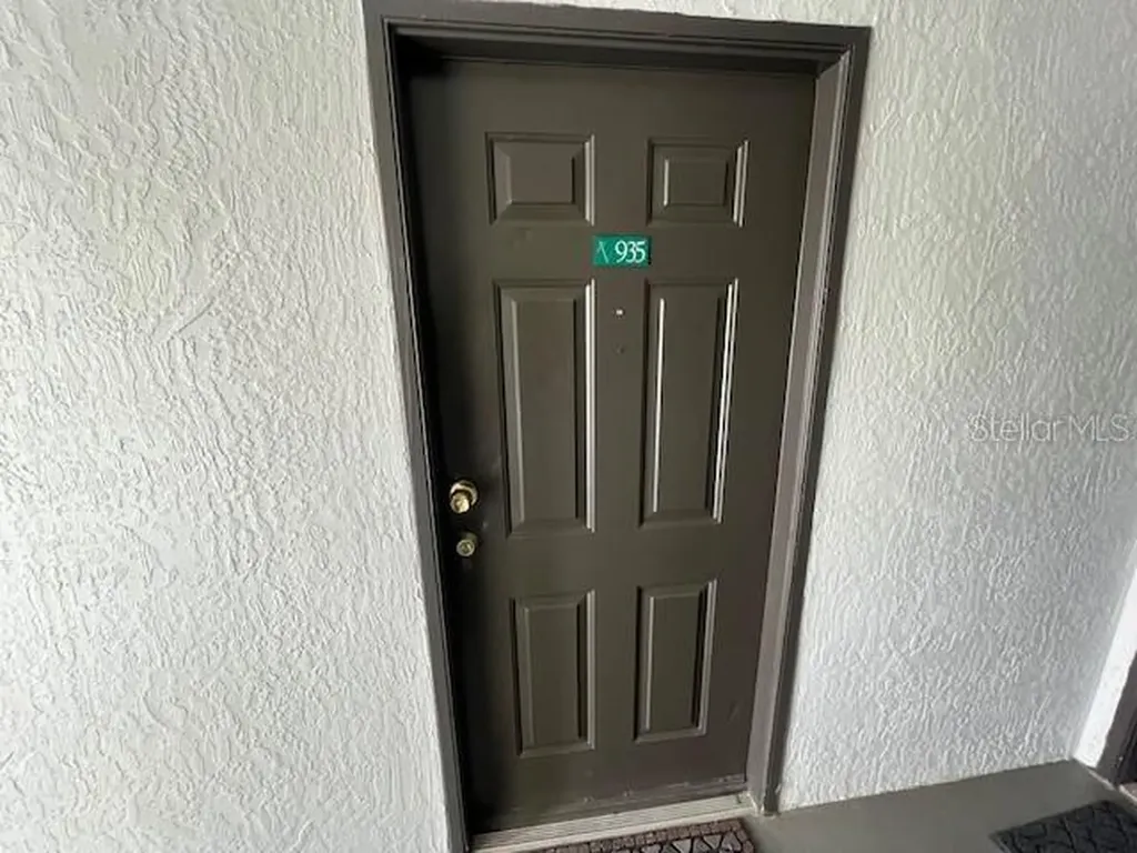 13917 Fairway Island Drive Orlando FL 32837