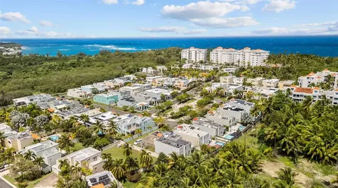 Jasper St. Treasure Point Vega Alta PR 00692
